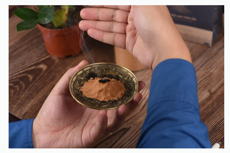 Cách xông nhà đuổi tà khí đơn giản, dễ làm