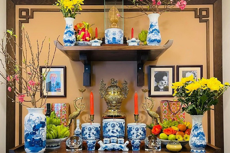 Chuyển bàn thờ Thần Tài sang vị trí khác trong nhà như thế nào?