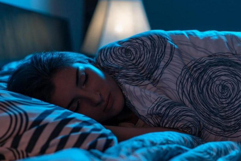 Đốt trầm hương trong phòng kín có sao không? Tác hại thế nào?