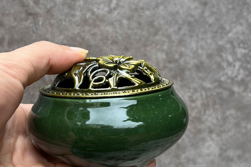 Mua lư đốt trầm ở Hà Nội – lựa chọn như thế nào phù hợp?